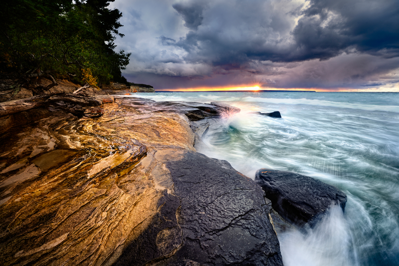 Illustration for article titled The National Parks are Stunningly Beautiful